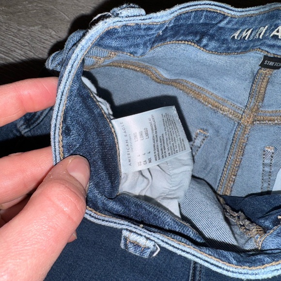 American Eagle Mom Jean Classic Blue Denim - Picture 4 of 6